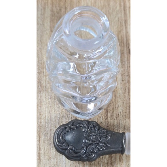 Vintage 40s Towle Sterling Silver Stopper Glass Perfume Bottle - Picture 5 of 14